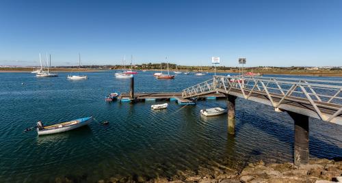 Luxury Apartments in the centre of Alvor with Roof Terrace