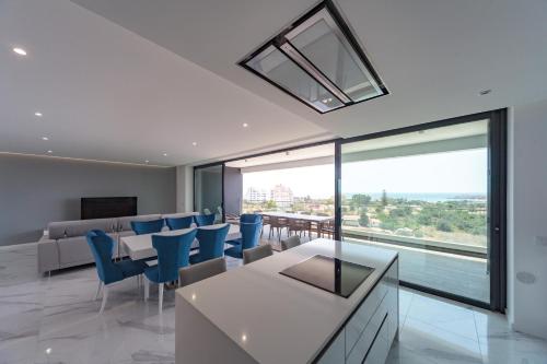 Luxury apartments with stunning sea views