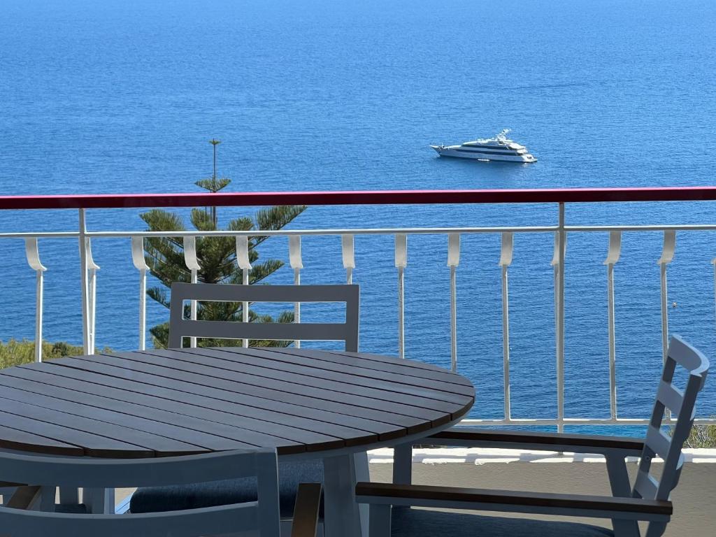 Appartements LUXURY PANORAMIC SEA VIEW APARTMENTS CAP D AIL MALA Near MONACO 21bis Avenue du Général de Gaulle 06320 Cap d\'Ail