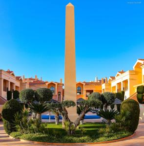 LuzBay Pool Apartments