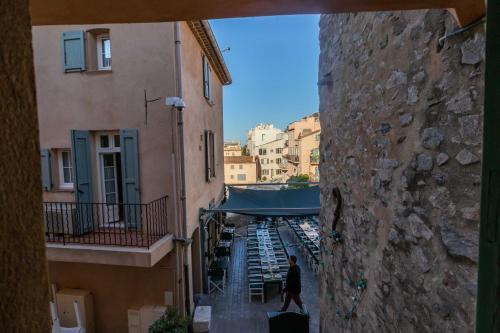 Maison d' Orange - Ponche