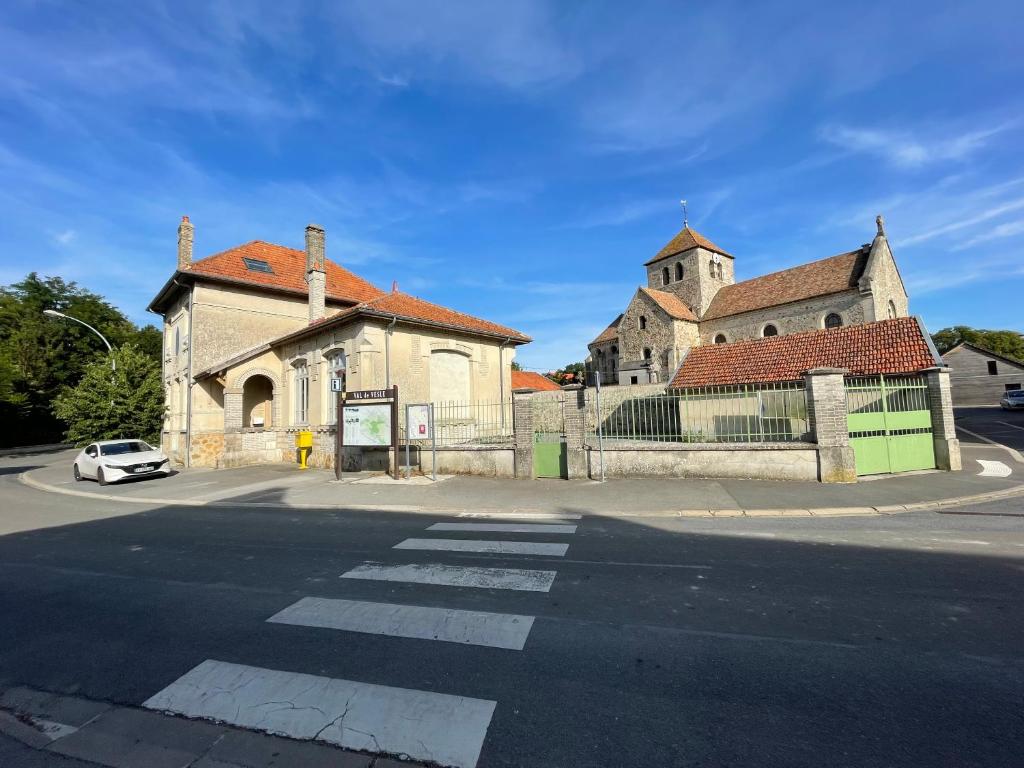 Appartements Marelle // bleu 3 Rue Lapie Henrion 51360 Courmelois
