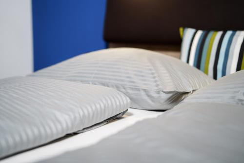 Max Lodging Serviced Apartments