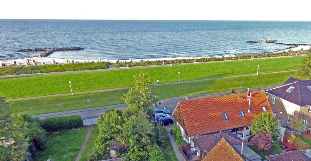 Appartements Meerblick Apartment Bünning Deichweg 24 24217 Kalifornien