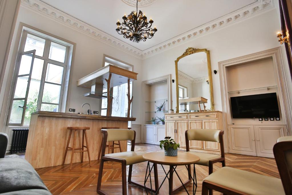 Appartements Meublés de l'Arsenal cœur de ville ! 31 rue de l'Arsenal 16000 Angoulême