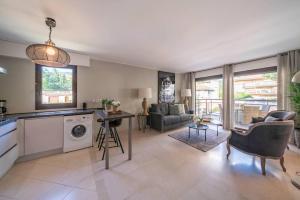 Appartements Mi Casa Tu Casa - PG 47 Avenue Prince de Galles 06400 Cannes Provence-Alpes-Côte d\'Azur