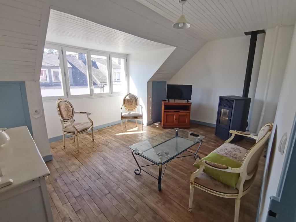 Mignon appartement sous les toits 12 Rue Emile Maze, 56160 Guéméné-sur-Scorff