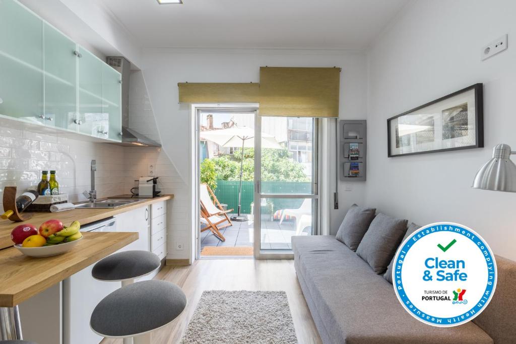 Modern Flats with Stunning Terrace or Balcony - Central Location 703 Rua da Alegria, 4000-038 Porto