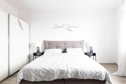 Moderne 2 Zimmer Ferienwohnung mit Dachterrasse - 95qm