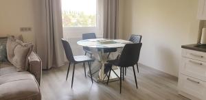 Moderne Zweizimmerwohnung inklusive WLAN und Netflix