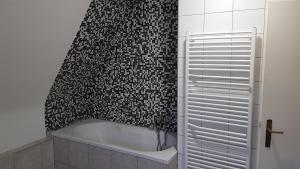 Monteurzimmer mit Gemeinschaftsbad in Brebach