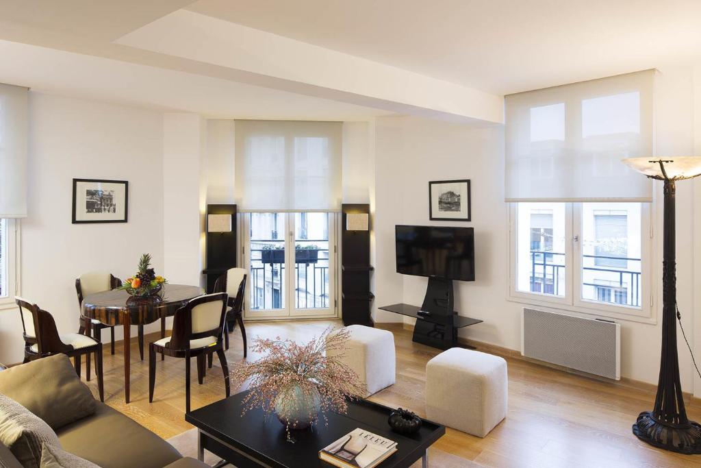 Appartements Montmartre Residence 1 rue Durantin 75018 Paris