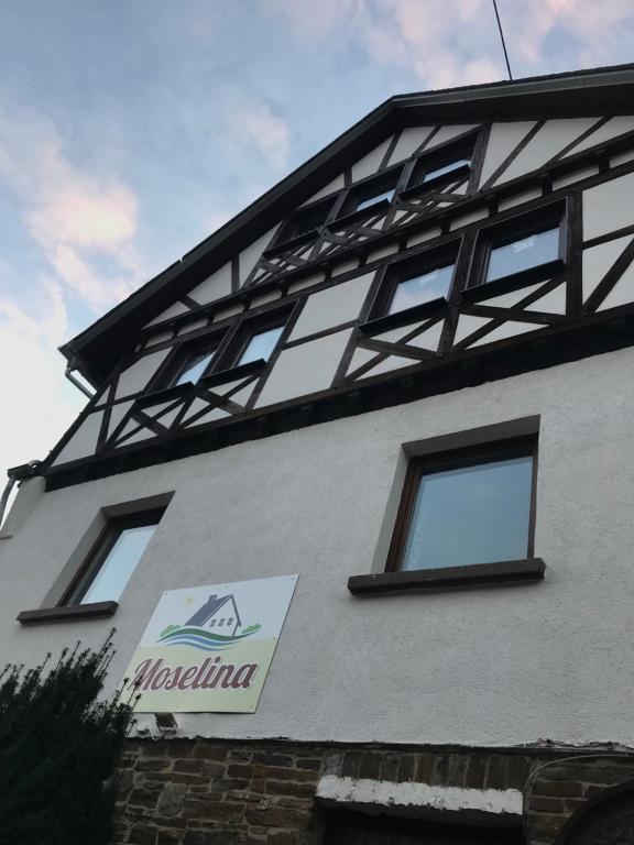 Appartements Moselina Ferienwohnungen 35 Am Moselstausee 56858 Sankt Aldegund