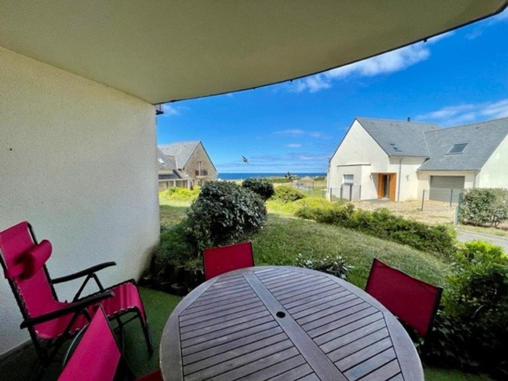 Mountain Suite Winterberg Ferienwohnung Pool-Sauna-Terrasse-Hund-4Pers-near by Lift