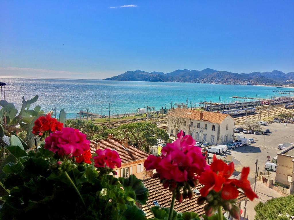 MyHome Riviera - Cannes Sea View Apartment Rentals 11 avenue Pierre Semard, 06150 Cannes