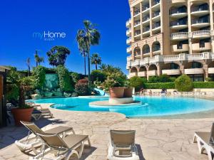 Appartements MyHome Riviera - Cannes Sea View Apartment Rentals 11 avenue Pierre Semard 06150 Cannes Provence-Alpes-Côte d\'Azur