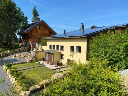 Naturstammhaus und Appartements Zum Brockenbaecker