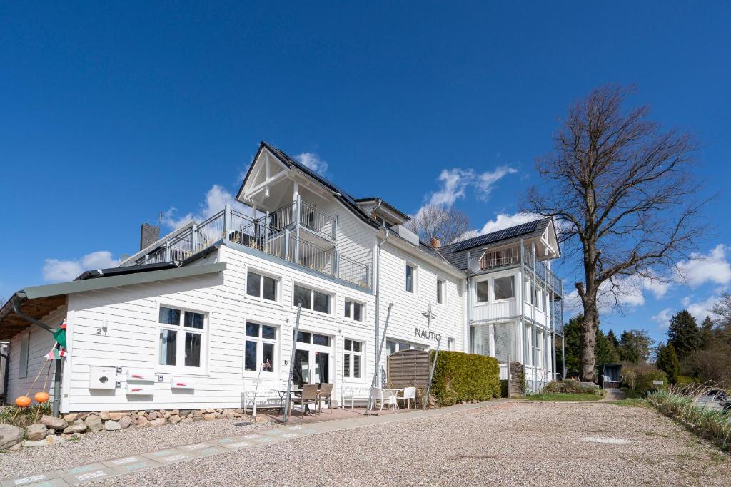 Appartements Nautic Strandhotel Prof.-Haas-Str. 21 23730 Sierksdorf