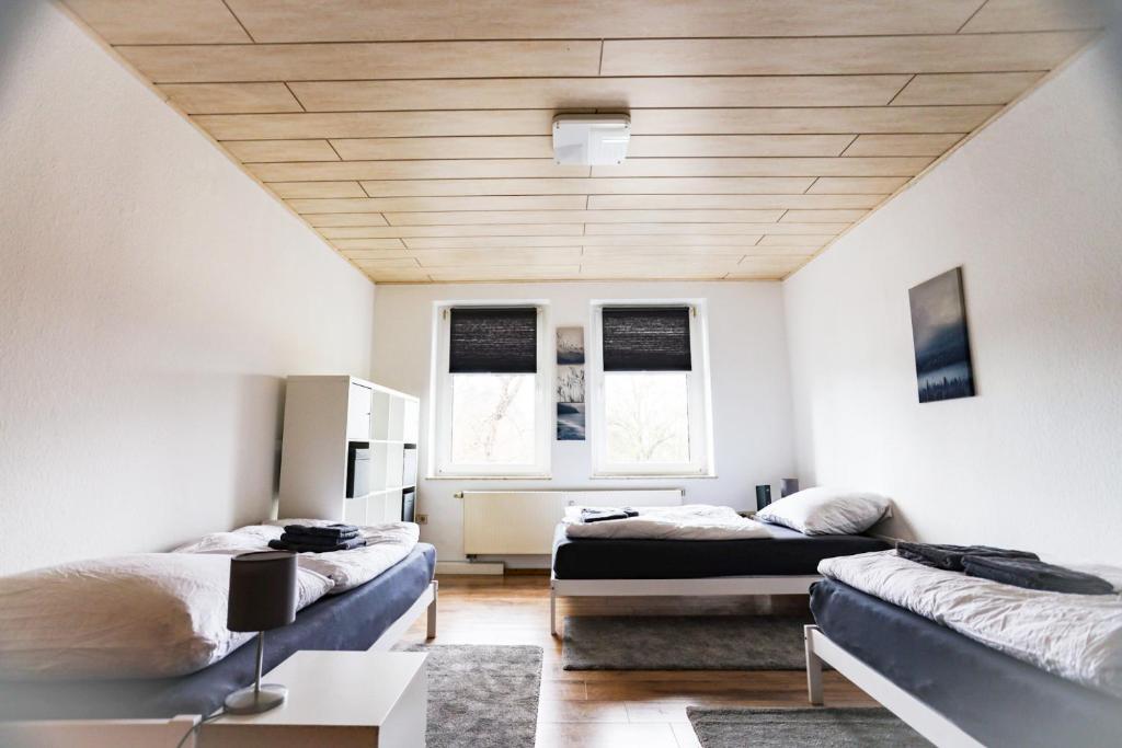 Appartements Nice und cozy apartments with super fast Wifi near Cottbus Ernst-Thälmann-Str. 3 03103 Neupetershain