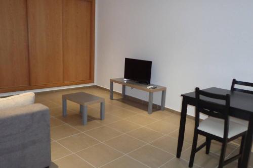 Nunes Apartments