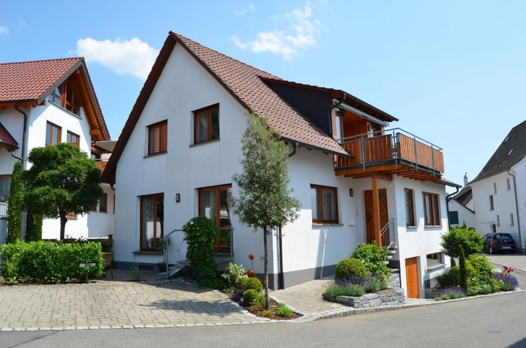 Appartements Obsthaus \ 28 Prielstrasse 78354 Sipplingen