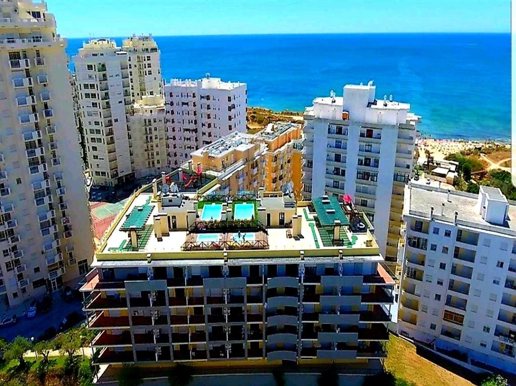 Appartements Ocean Breeze - Terrace Pools Urbanização Vale do Olival Ocean Terrace Bloco B 8365-158 Armação de Pêra