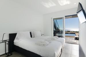 Ocean Views - New Private Condominium with Pool & Sea Views