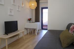 Oporto Wall Apartments