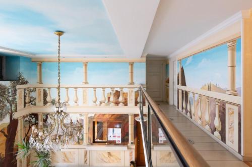 Palazzio Vieux Port by Welcome to Cannes