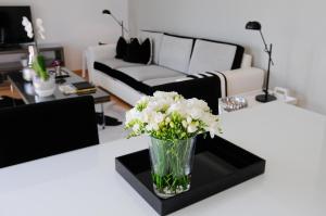 Panoramic Living