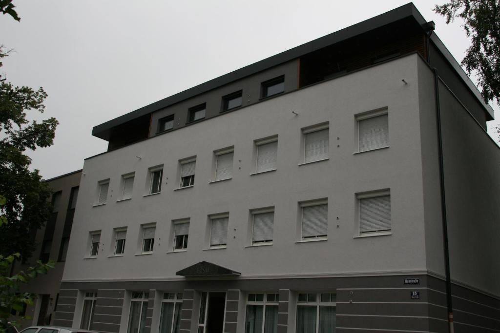 Parkhotel Heidehof Long Stay Hanstraße 15, 85057 Ingolstadt