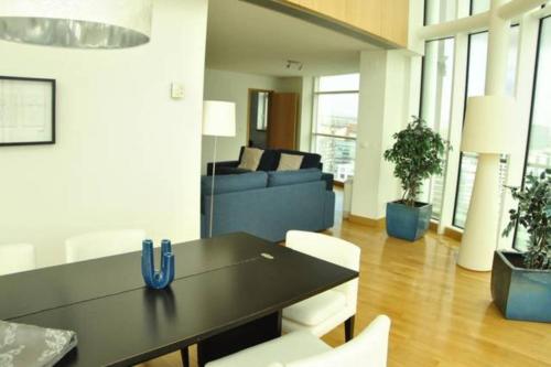 Parque Nacoes Prime Apartments