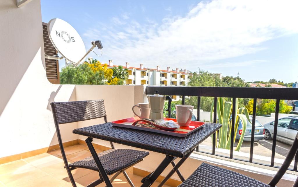 Appartements Passport Algarve Apartments Rua Columbano Bordalo Pinheiro Forte de São João, RC, #102, #302, #201 8200-161 Albufeira