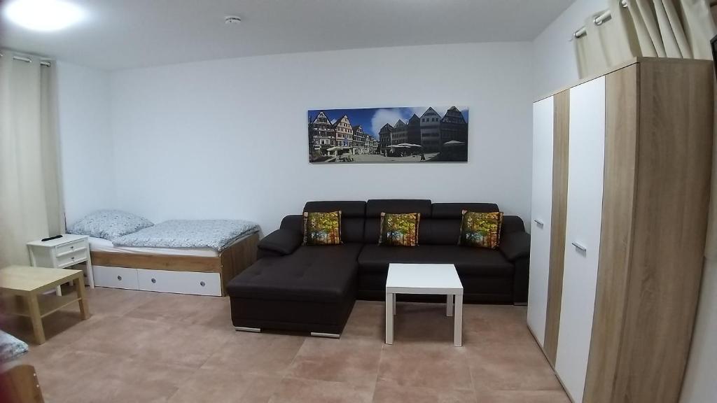 Appartements Pension Chen 25 Alpenstraße Pension Chen 83556 Griesstätt