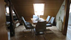 Appartements Pension Erzgebirgsstübel 10 Wettinstraße 09427 Ehrenfriedersdorf Saxe