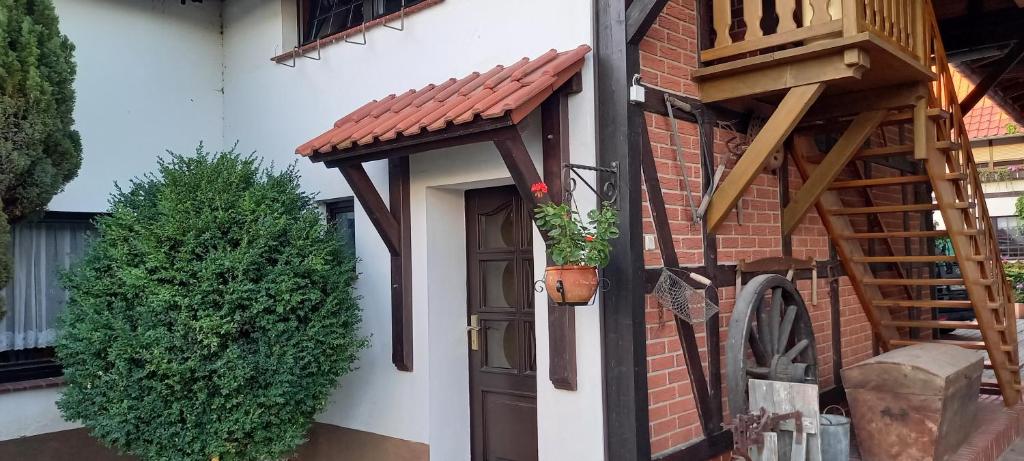 Pension \ 22 Altenhäuser Straße, 39345 Flechtingen