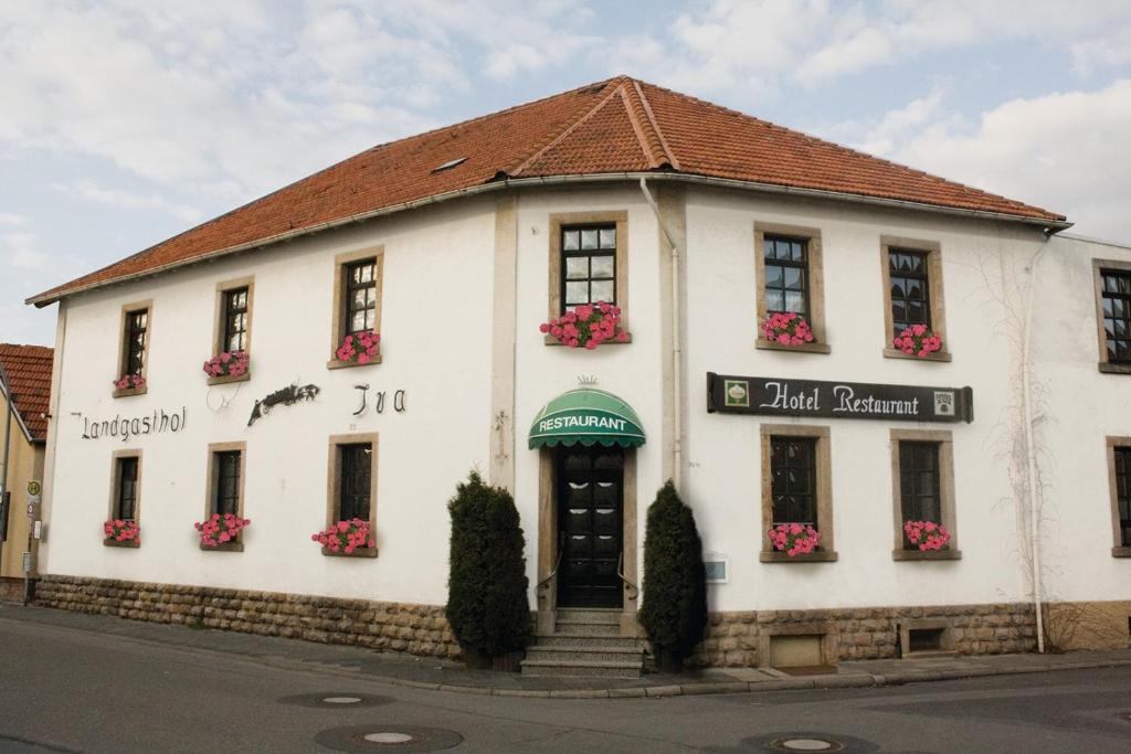 Pension Landgasthof - IVA 88 Forstgasse, 67454 Haßloch