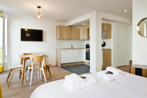 Pick A Flat - Bastille / Charonne apartments