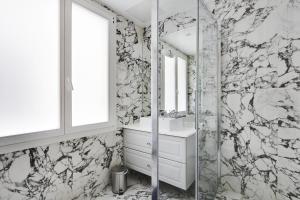 Pick A Flat's Apartments in Opera Saint Lazarre - Rue de l'Isly