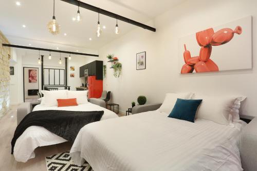 Pick A Flat's Upper Marais Apartments- Rue du Faubourg Saint-Martin