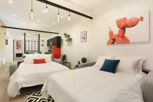Pick A Flat's Upper Marais Apartments- Rue du Faubourg Saint-Martin