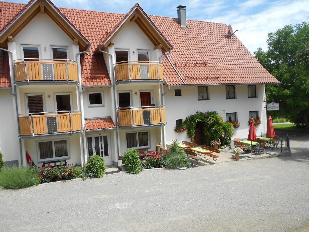 Appartements Pilgerhof Keller 10 Habratsweiler 88048 Friedrichshafen