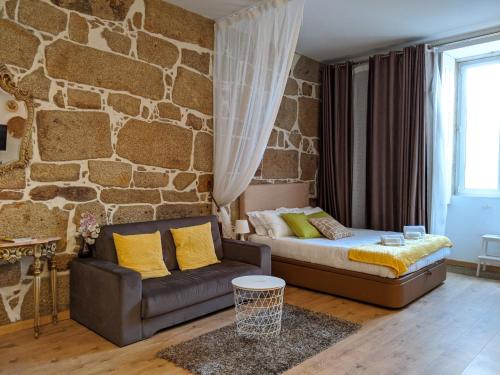 Porto memory-Stone house