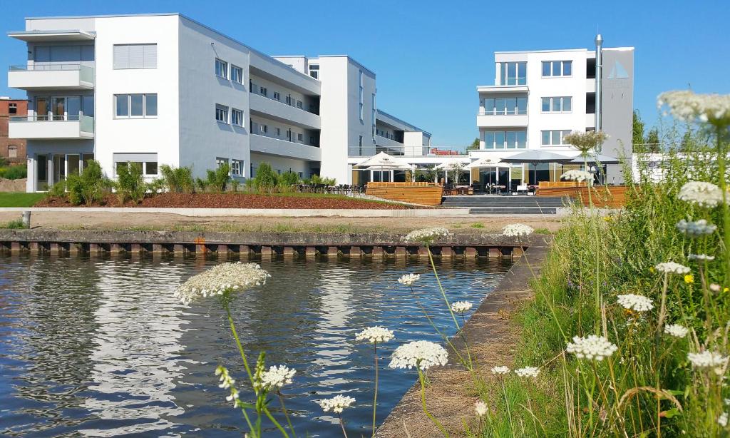 Appartements PRIMA Inn Ferienwohnungen Seetor Residenz An der Seepromenade 38-40 16818 Neuruppin