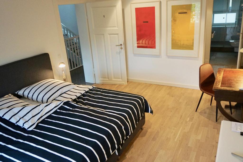 Privatzimmer Schönfelder Lakronstr. 31, 40625 Düsseldorf