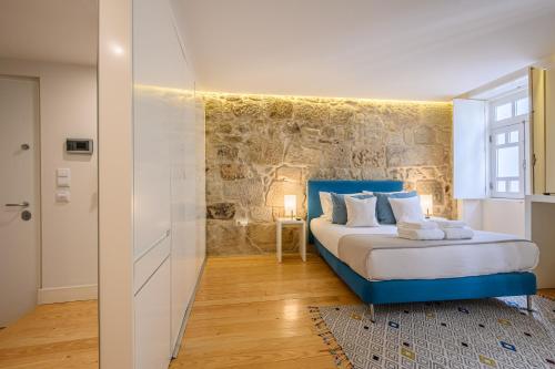 PWHC Miragaia Apartments