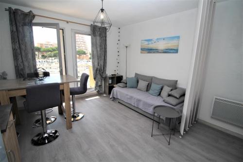 QUAI12- Appartement T2 vue Marina