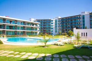 Residence Golf Club by Beach Rentals