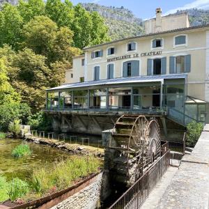 Appartements Résidence Hôtelière du Château Olive et Raisin 13 Route de Cavaillon 84800 Fontaine-de-Vaucluse Provence-Alpes-Côte d\'Azur