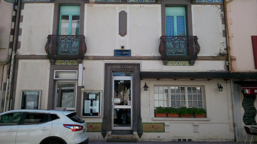 Appartements Résidence Le Castel Médicis 5 Rue Duchatel 63240 Le Mont-Dore